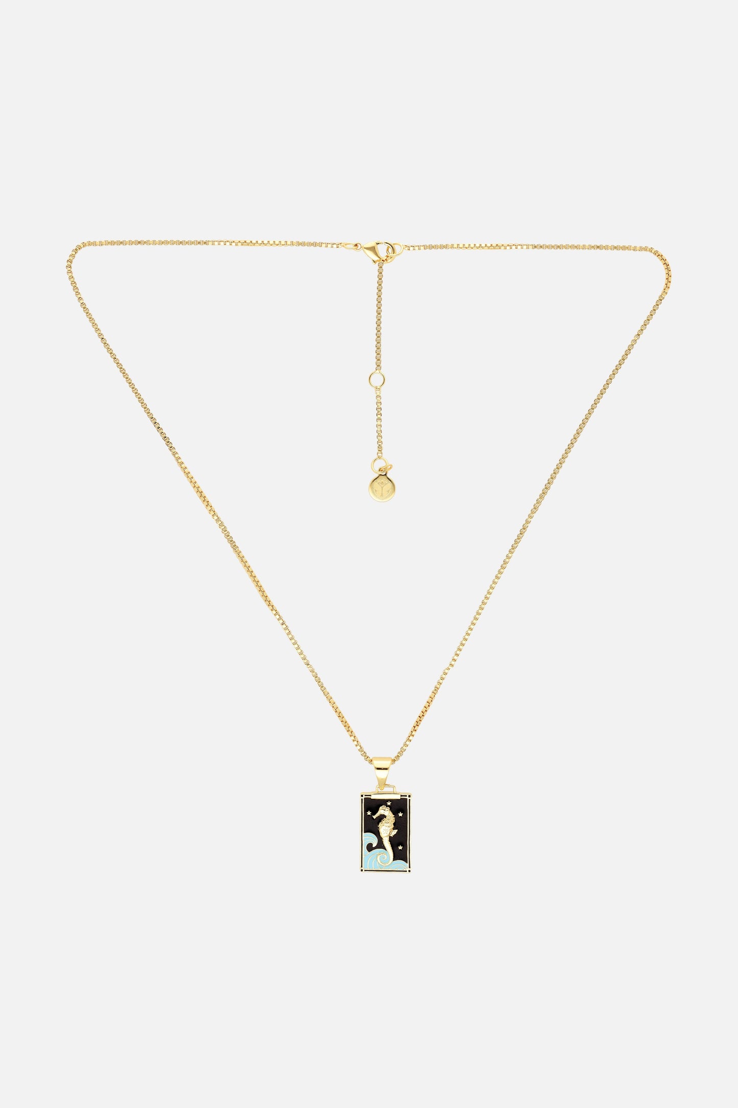SEAHORSE PENDANT NECKLACE
