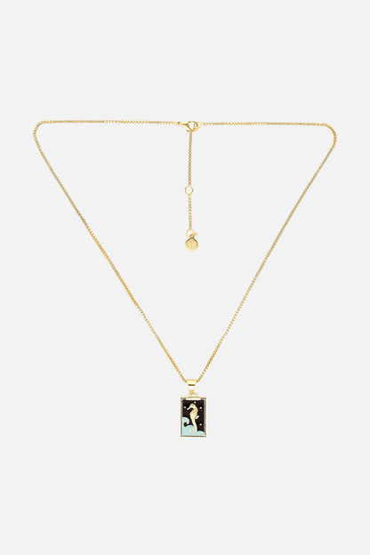 SEAHORSE PENDANT NECKLACE
